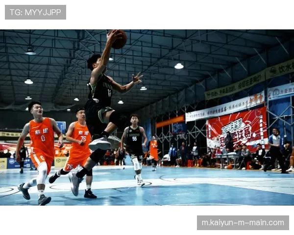 老鹰新援库明加首秀19分 加时赛关键补篮绝杀尼克斯